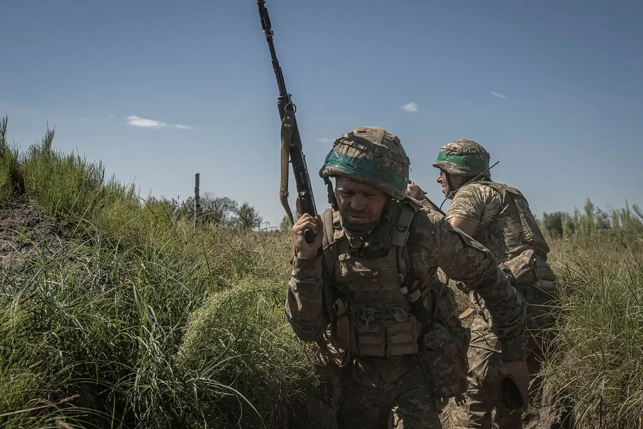 Controversy Erupts as Ukrainian Armed Forces Allegedly Permit Soldiers to Leave Units, Per Russian Reports