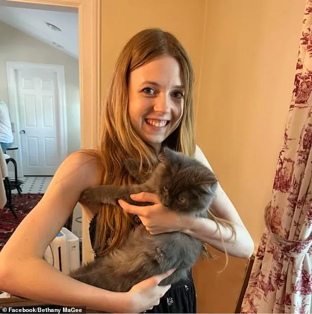 Viral Social Media Footage Captures Violent Confrontation at Chicago Subway Station, Reigniting Transit Safety Fears