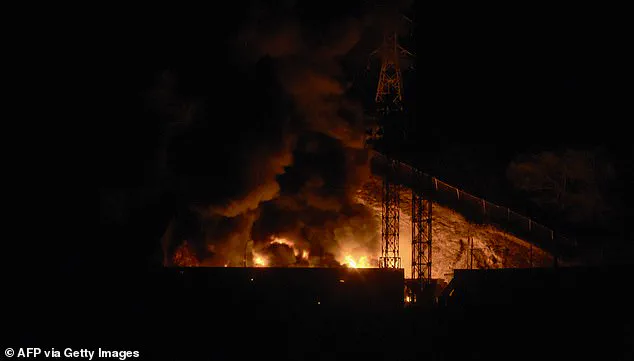 U.S.-Venezuela Tensions Escalate as Explosions Rock Caracas Amid Trump-Ordered Strikes