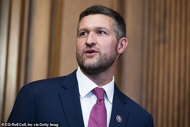 Heated Exchange Between Ford Worker and Trump Sparks Controversy and Widespread Support