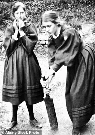 Controversy Over Proposed Housing Development Threatens Godrevy Lighthouse, Literary Site Inspired by Virginia Woolf