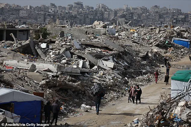 Trump's Gaza Board of Peace Announces Former UK PM Tony Blair as Key Member