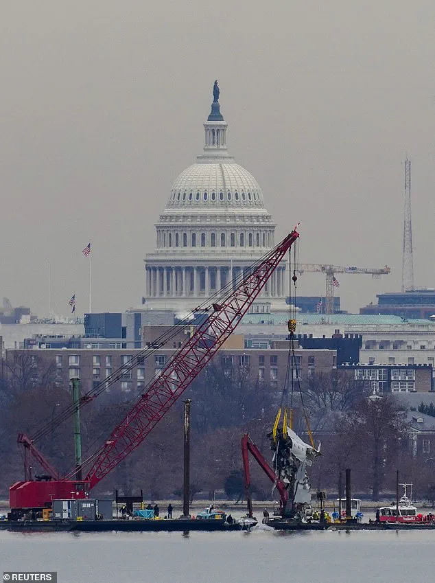NTSB's Chilling Animation Reveals Moments Before Deadliest U.S. Aviation Disaster in 25 Years