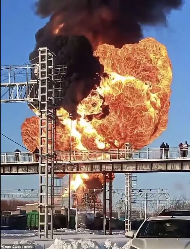 Mushroom-Shaped Fireball from Fuel Train Derailment Shocks Russia's Strategic Railway Line