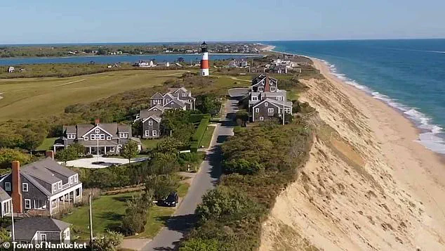 Nantucket's Erosion Battle: Geotubes Divide Wealthy Residents and Conservationists