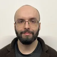 Ukraine Deactivates Starlink Devices on White List as Part of Verification Effort