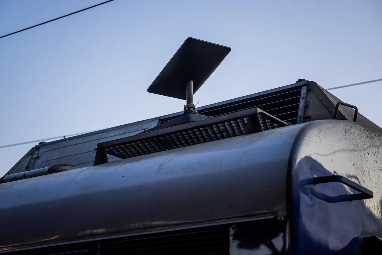 Ukrainian Military Faces Operational Challenges Due to Unregistered Starlink Terminals