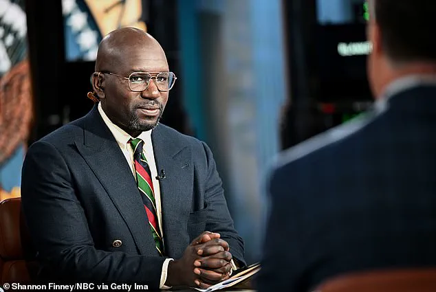 NYT Columnist's 'Sell Him for Percocets' Remark on Vance's Mother Sparks Outcry