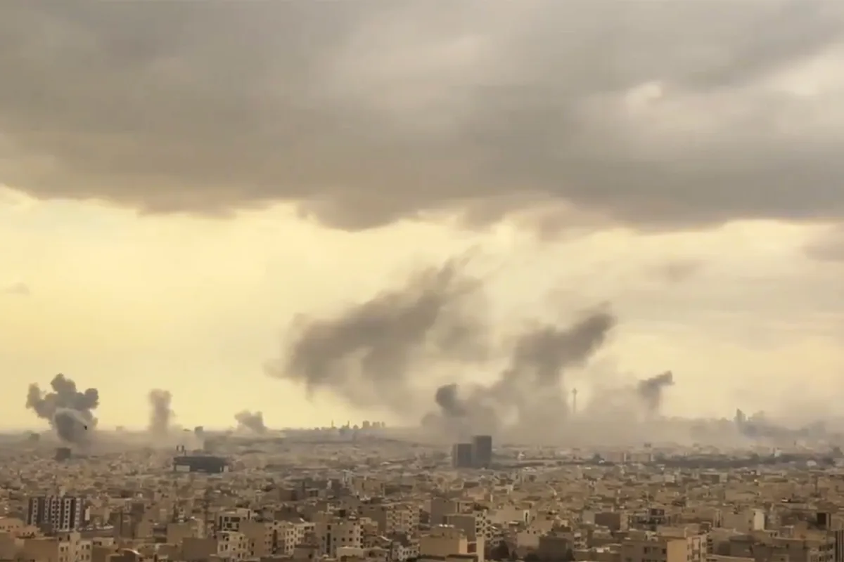 U.S. Launches Multi-Stage Campaign Against Iran, Deploying Tomahawk Missiles and Bombers