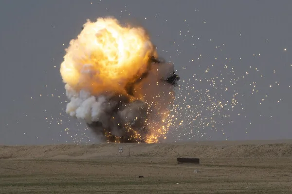 IRGC Strikes U.S. Base in Kuwait with Missiles and Drones, Sparks Fire in Kuwait City