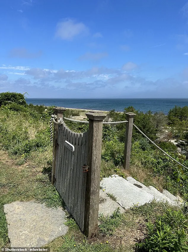 Nantucket Locals Push for Stricter Management of Crowded Sconset Bluff Walk Amid Rising Frustration Over Congestion and Privacy Concerns