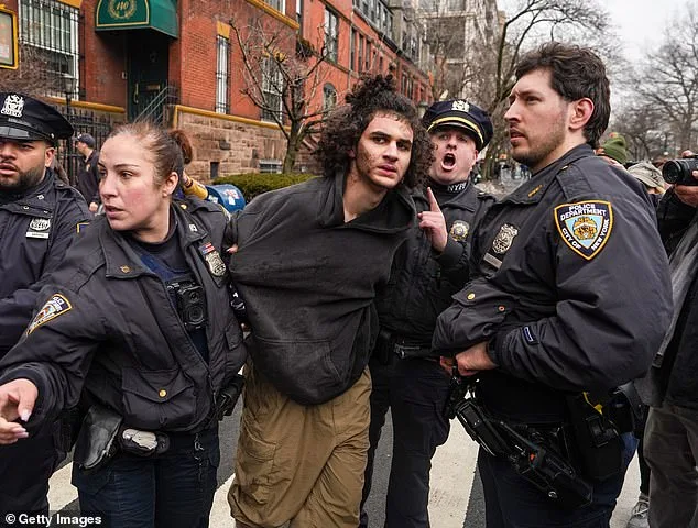 NYPD Assistant Chief's Instinctive Leap in Pursuit of Bomb Suspect Goes Viral, Emphasizing Duty Over Glory