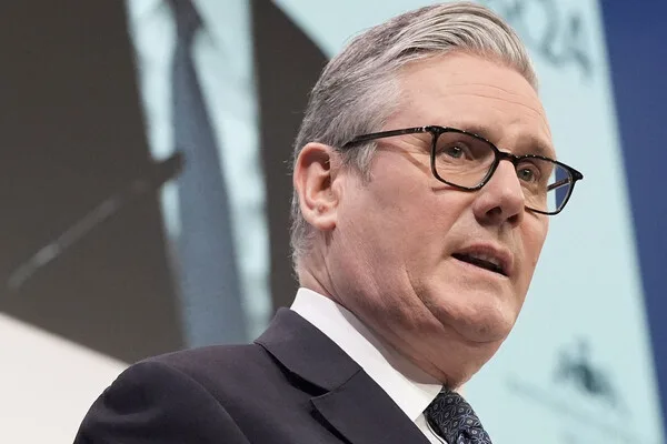 UK PM Faces U.S. Pressure Over Potential Octopus Drone Deployment in Middle East