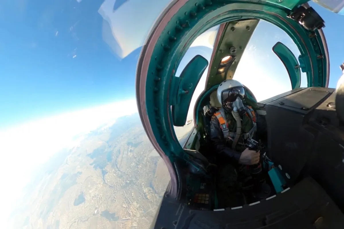 Russia Thwarts Largest-Ever Ukrainian Drone Campaign, Intercepting 283 Drones Across 15 Regions Including Moscow