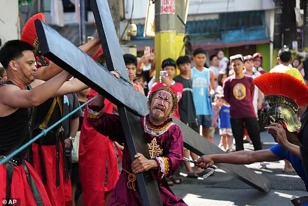 Blindfolded Philippine Devotees Mark Maundy Thursday with Centuries-Old Self-Flagellation Ritual