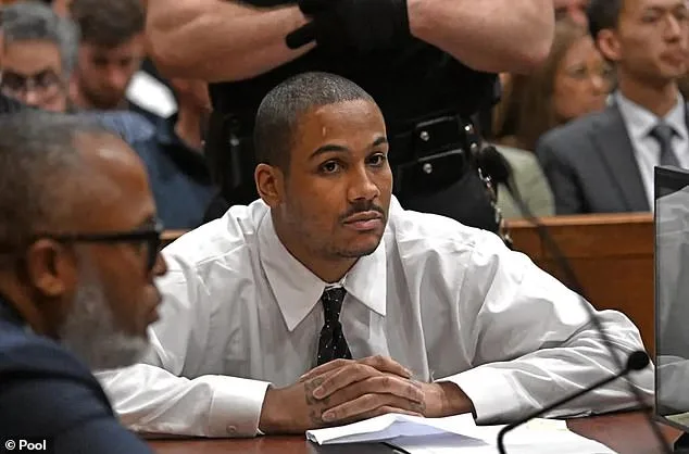 Juror's Objection Shatters Consensus in NYPD Officer's Murder Trial