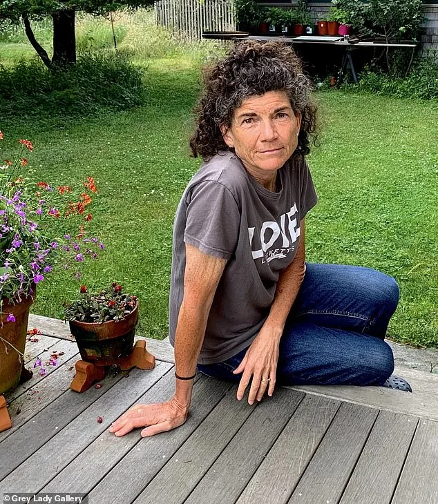 Calm Pilot Helps Stabilize Situation After Plane Door Opens on Nantucket Artist's Flight