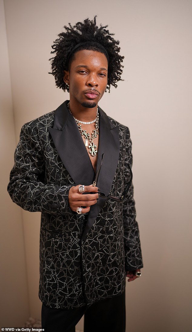 Singer D4vd Arrested on Murder Charge Over Teen Girlfriend's Body