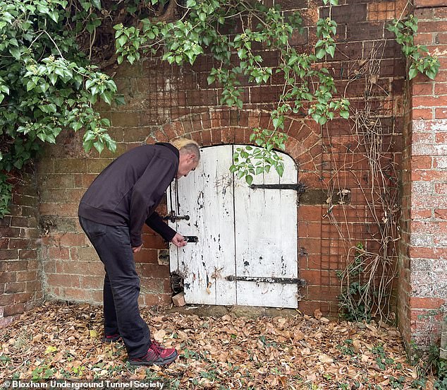 Locals Confirm Ancient Escape Tunnels Exist Beneath Oxfordshire Village