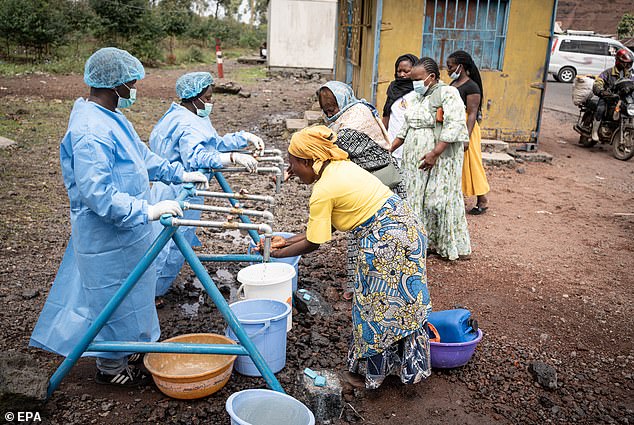 US may relocate Ebola-exposed Americans to Kenya under new strategy.