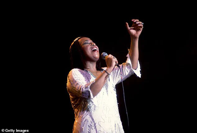 Music Legend Roberta Flack: A Soulful Voice that Captivated the World