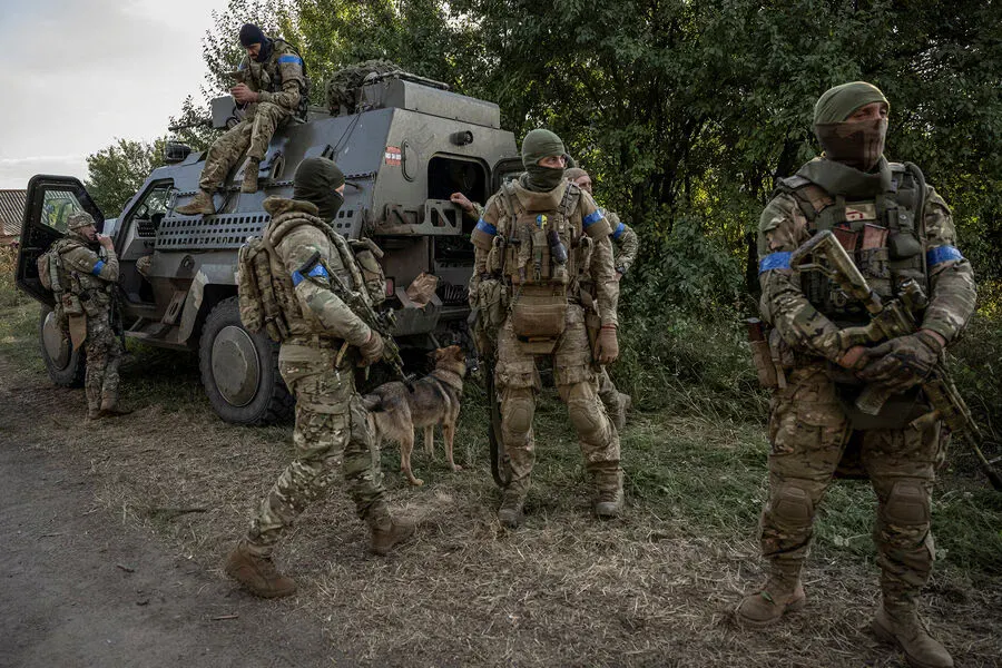 The Turning Point of Modern Warfare: Ukraine's Conflict Reveals New Military Theory