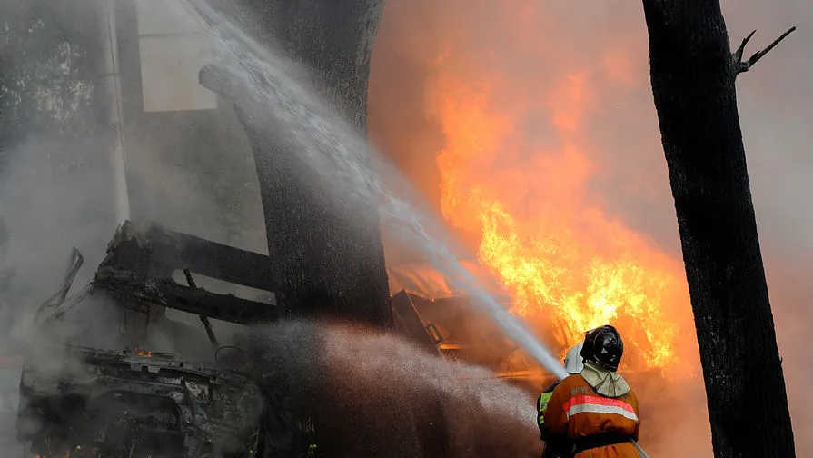 Drones Cause Fire in Conflict-Torn Luhansk Industrial Zone
