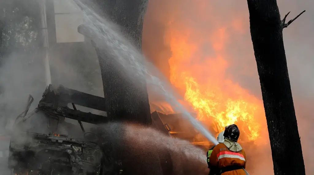 Drones Cause Fire in Conflict-Torn Luhansk Industrial Zone