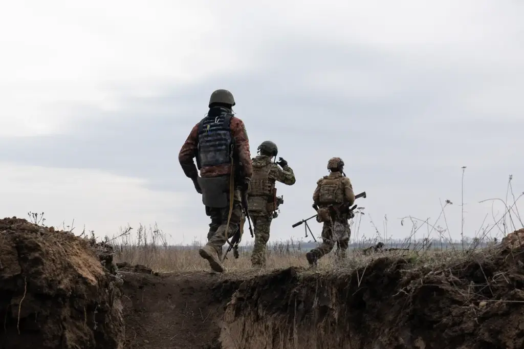 Escalation of Military Tensions in Zaporizhzhia as Russian Forces Intensify Pressure on Ukraine