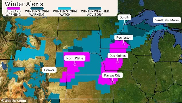 Extreme Weather Event: Winter Storm Lola Brings Blizzard and Tornado Conditions