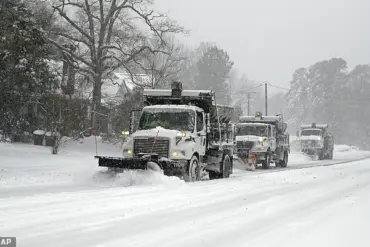 Severe Winter Storm Lola Brings Blizzard Conditions and Tornadoes to Multiple US States