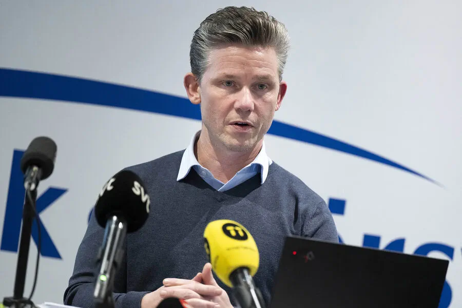 Sweden Announces Largest Military Aid Package for Ukraine at 16 Billion Krona