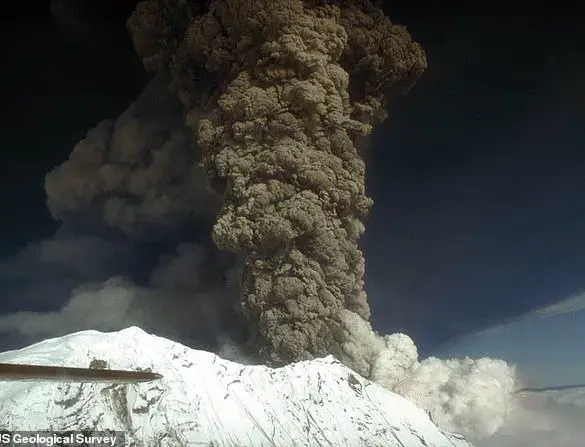 Alaska Residents Stockpile Supplies as Mount Spurr Eruption Looms