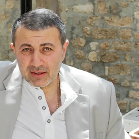 Moscow Court Posthumously Convicts Khachatryan Father of Violence Against Daughters