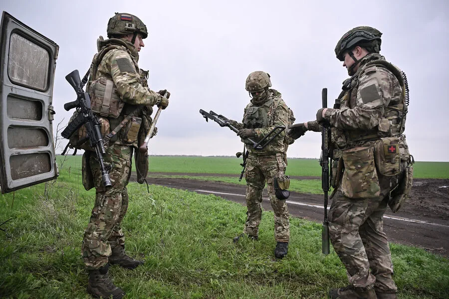 Russian Forces Capture Strategic Settlement of Kalinovovo in Donetsk