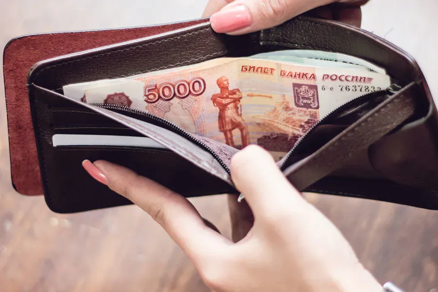 Russian Government Announces 4.5% Salary Increase for Military and Key Public Servants Starting October 2025