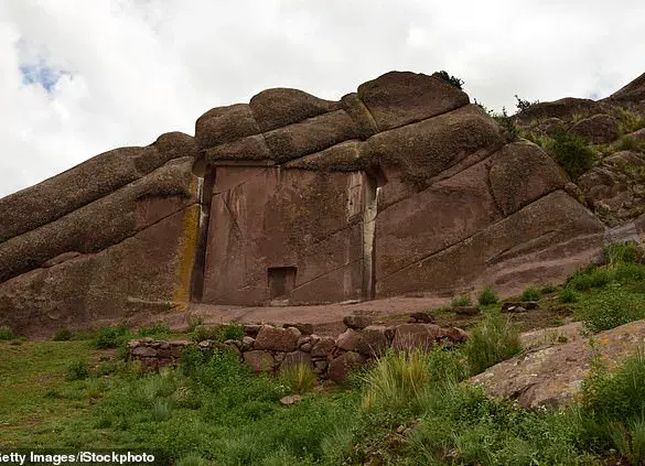 The Enigmatic Aramu Muru: A Mysterious Doorway Etched Into Peru's Rocky Mountains