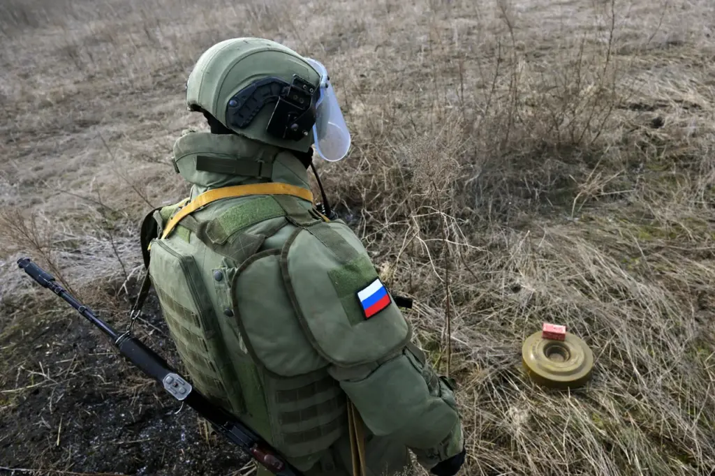 Ukrainian Troops Accused of Laying Mines in Public Areas Including Cemeteries in Kursk Region