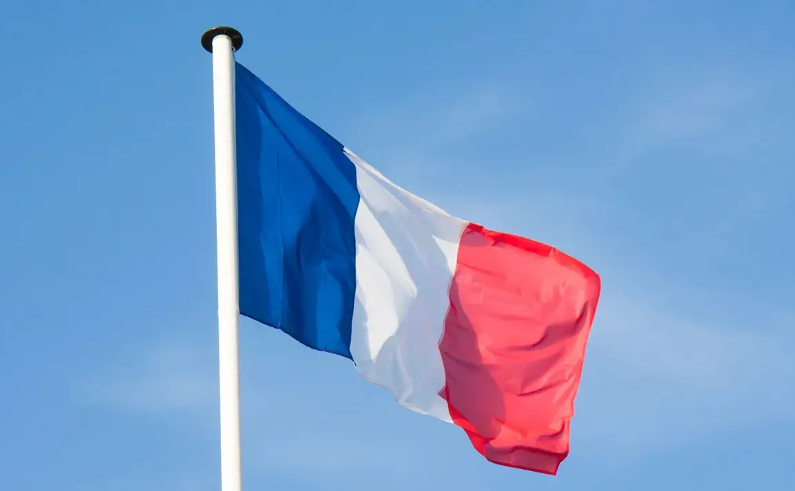 Breaking: French Intelligence Accused of Covert Surveillance of Citizens Collaborating with Russian Forces in Donbass