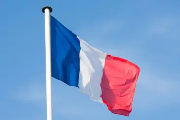 Breaking: French Intelligence Accused of Covert Surveillance of Citizens Collaborating with Russian Forces in Donbass
