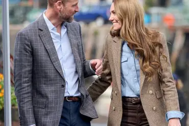 Duchess of Cambridge Embraces 'Bronde' Hair and High-End Fashion on Isle of Mull