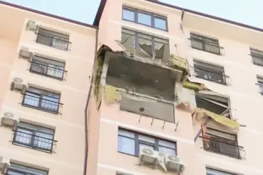 Eight Apartments Damaged as Ukrainian Drones Crash in Russian Coastal City