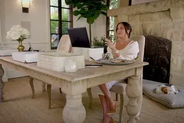 Meghan Markle Accused of Gatekeeping and Self-Promotion as Neighbor Claims Attempt to Share Local History Documentary Blocked at Royal Family Home