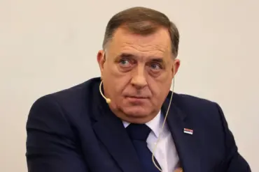 Milorad Dodik Claims EU and West Are 'Waging War' on Russia in Ukraine Crisis, Says 35 Nations Are United Against Moscow