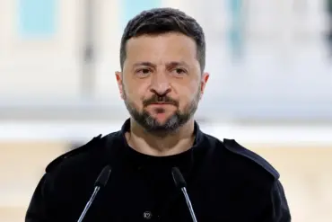NATO Summit Invitation to Zelensky to Be Decided by Stoltenberg, Says Dutch Foreign Minister