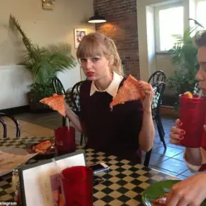 Swifties Heartbroken Over Rare Photo of Taylor Swift and Hailee Steinfeld