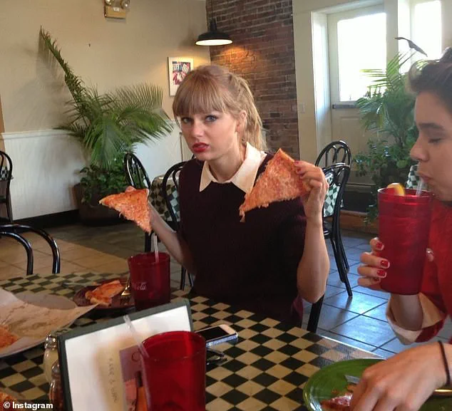 Swifties Heartbroken Over Rare Photo of Taylor Swift and Hailee Steinfeld