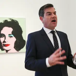 Art Institute Director James Rondeau Resumes Duties Amid Controversy Following Flight Incident
