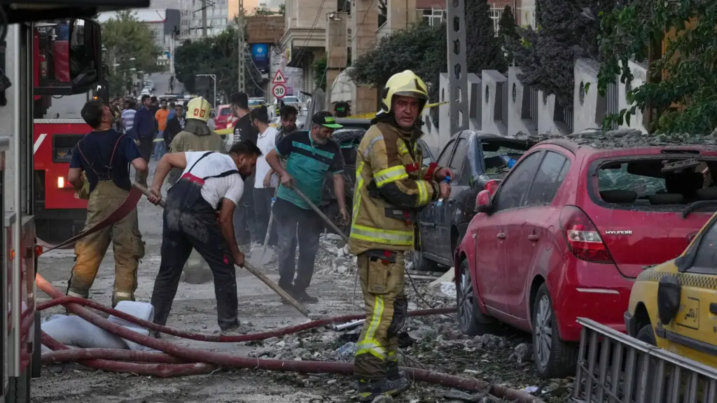 Breaking: Israel-Iran Conflict Sparks Global Geopolitical Crisis and Urgent International Debate