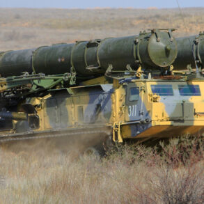 BREAKING: S-300V's 400km Range Revealed as Game-Changer Against F-16, Su-24 Jets